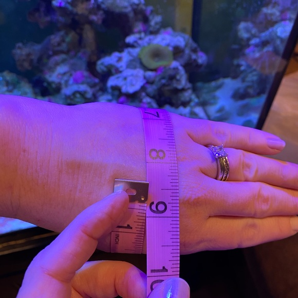 NEW!  Bangle bracelet by Jewelry From the Heart - Picture 6 of 6